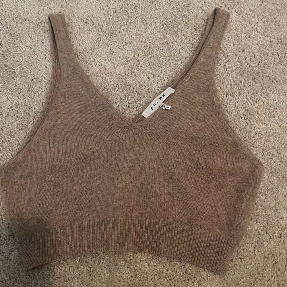Frame Denim V-Neck Cashmere Crop Top